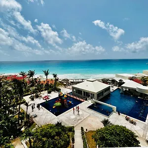 The Of Solymar , Cancún México